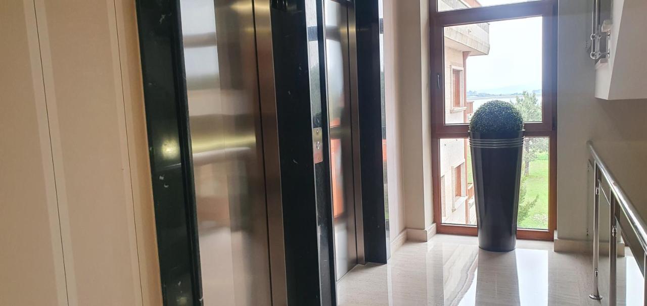 Ferienwohnung Dabelmar A Lanzada Sanxenxo Exterior foto